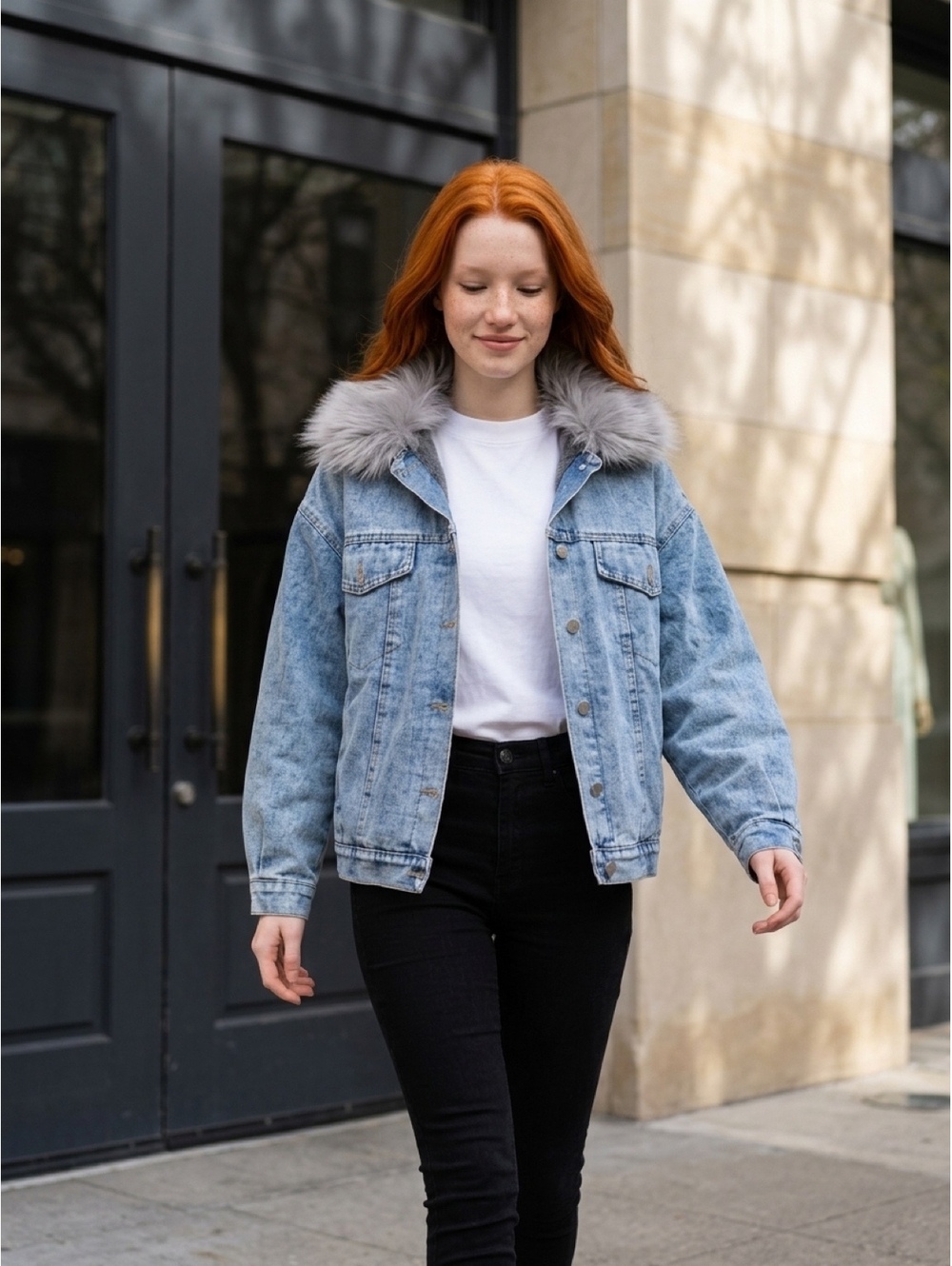 BEIBEI Women's Light Blue Denim Jacket with Faux Fur Collar and Lining size L